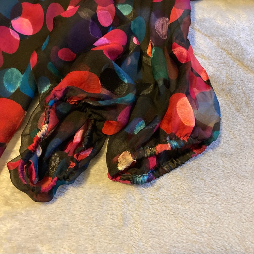 Trina Turk Greyhound Multicolor Polka Dot Blouse w/Full Sleeves and Keyhole Neck - Picture 12 of 12
